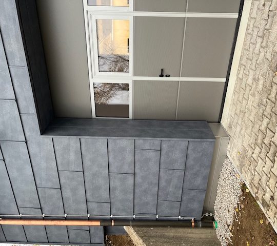 https://spenglerei-stang.de/wp-content/uploads/2015/05/fassade-prefa-fx12-2-540x480.jpg